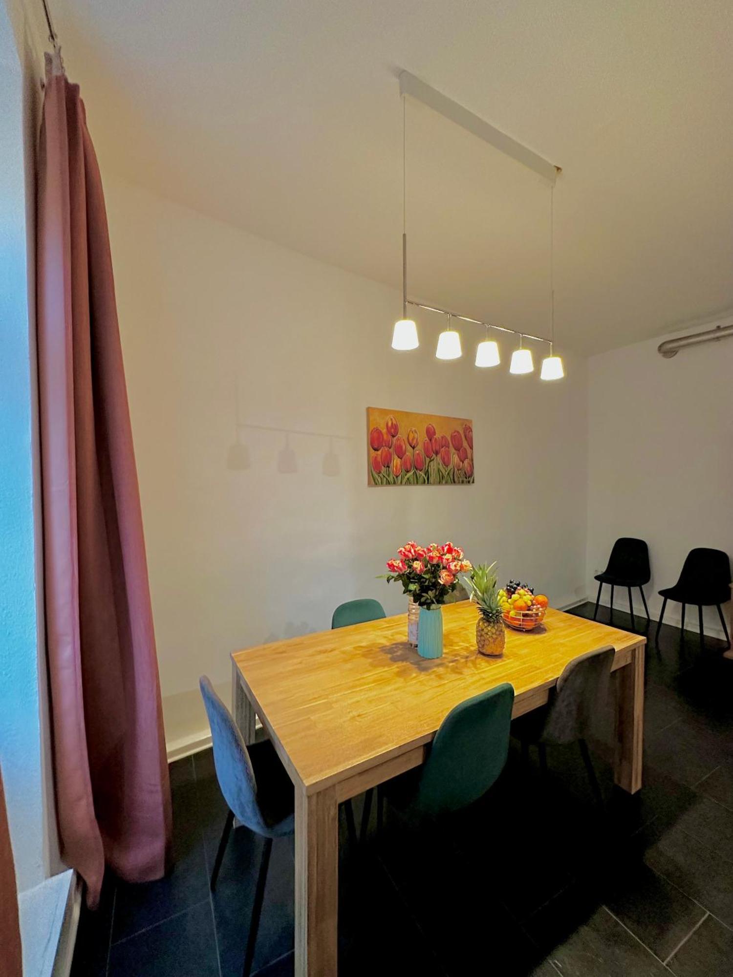 Hirsch Apartment *